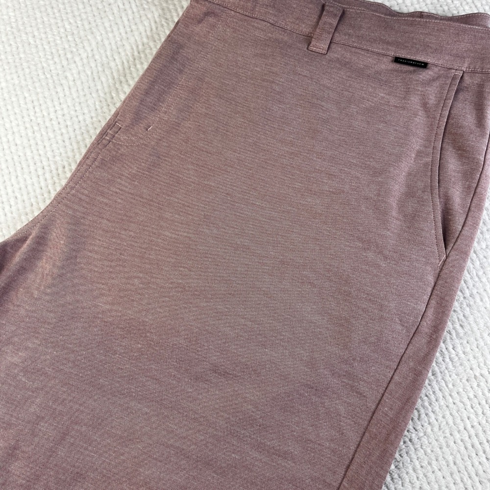 TravisMathew Mens Golf‎ Shorts Heathered Mauve Pink Size 44 Stretch Performance